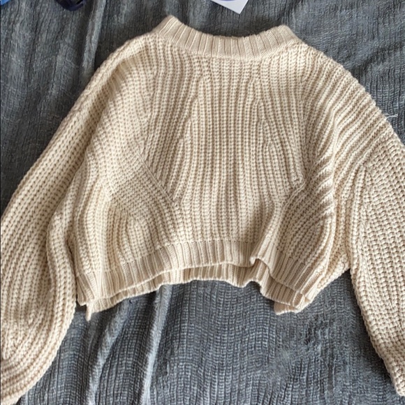 Sweater - Picture 1 of 1